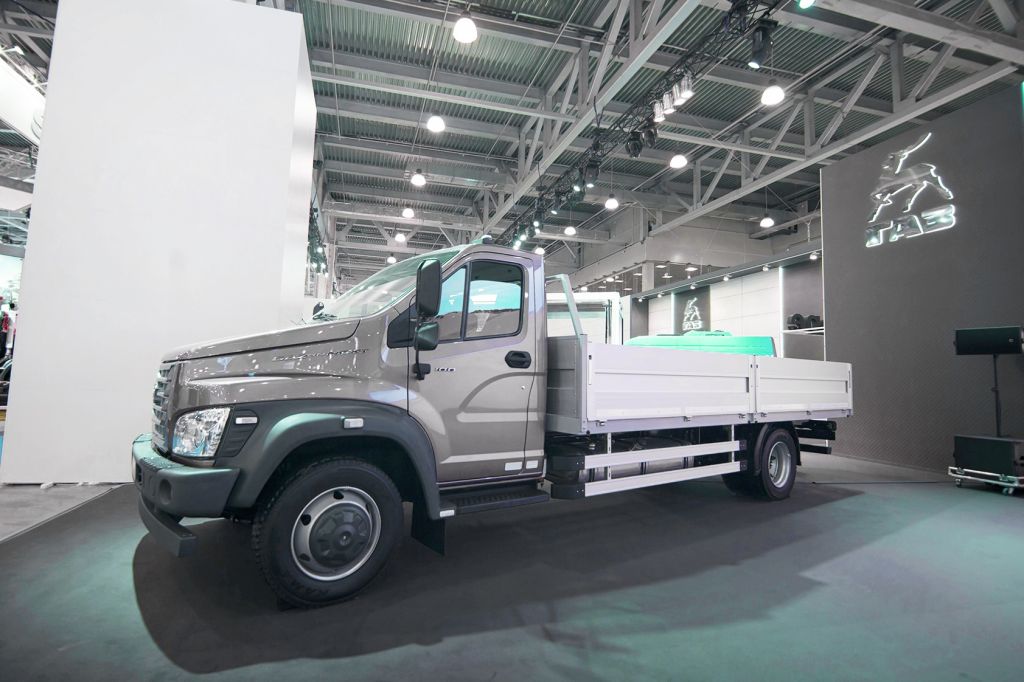 Бортовой ГАЗон NEXT 10 т (2).jpg Бортовой ГАЗон NEXT 10 т (2).jpg